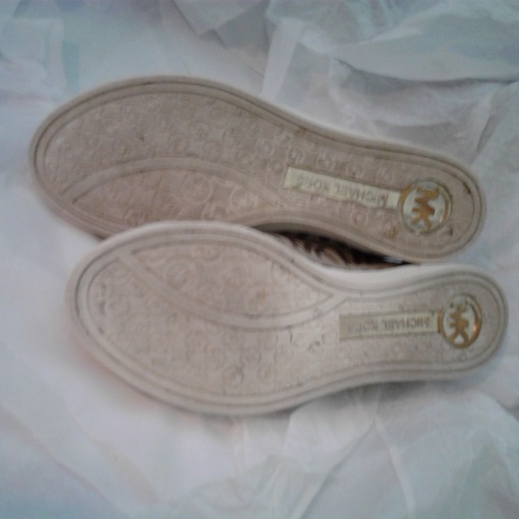 📌 FINAL PRICE 📌 👟 Michael Kors Canvas & Leather Sneakers 👟 - Picture 6 of 9